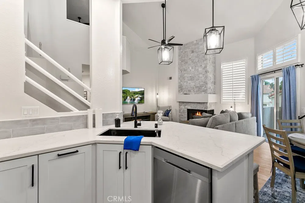 8 Coral Ridge #109 Laguna Niguel, CA 92677