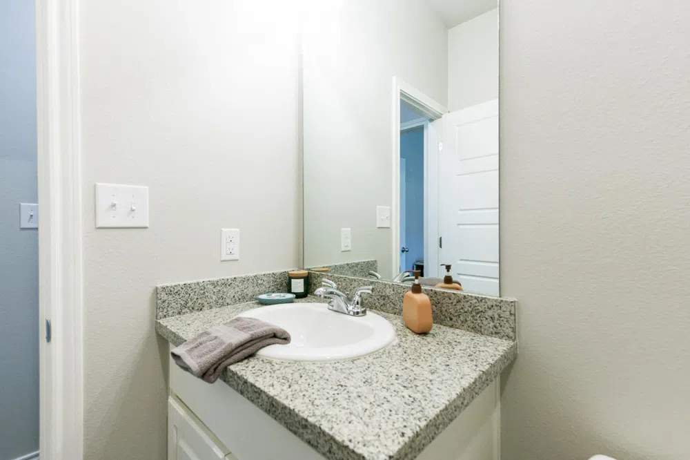 1411 14th Street Shallowater, TX 79363