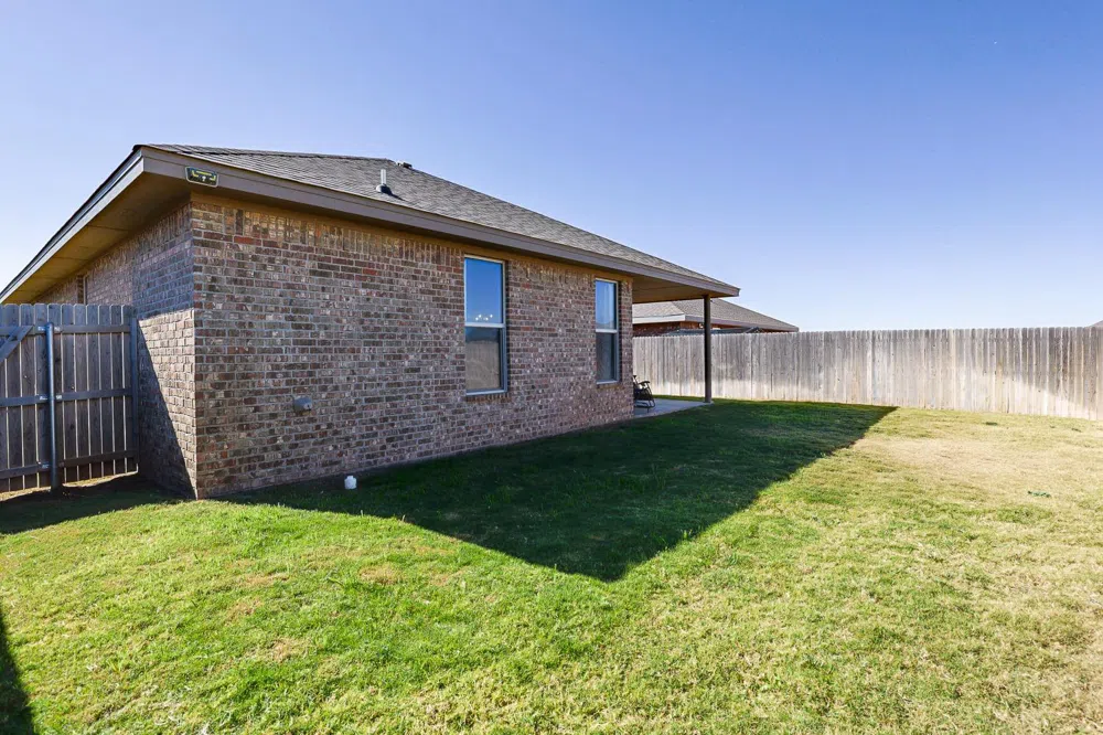 1411 14th Street Shallowater, TX 79363