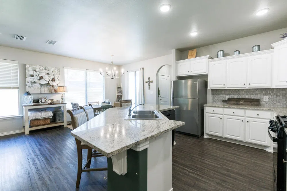 1411 14th Street Shallowater, TX 79363