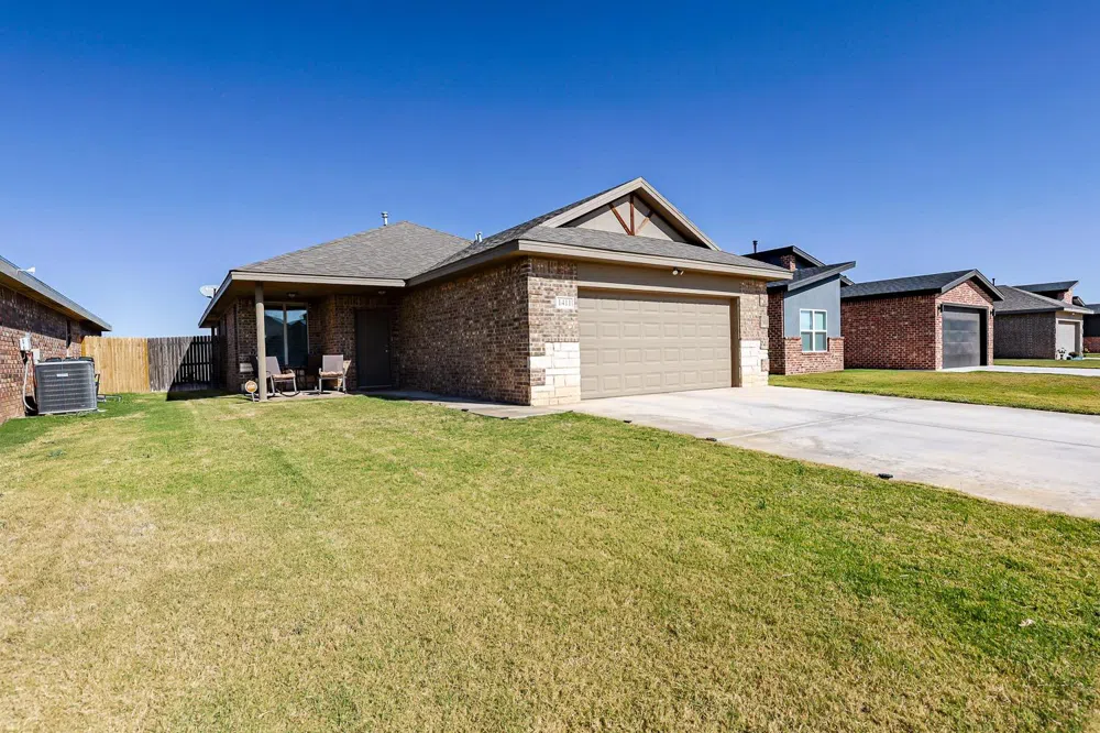 1411 14th Street Shallowater, TX 79363