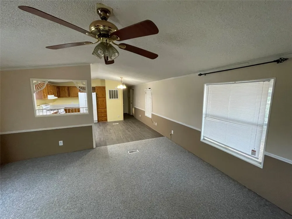 113 Elizabeth Drive Spicewood, TX 78669
