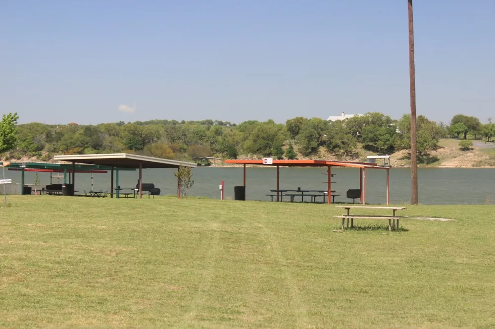 113 Elizabeth Drive Spicewood, TX 78669