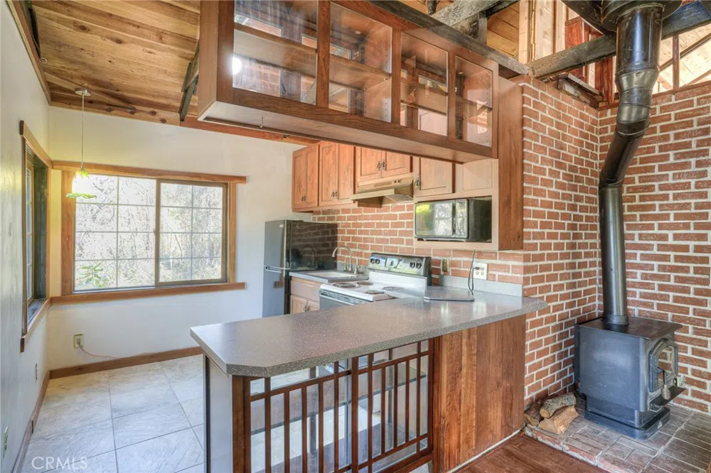 110 Black Bear Road Berry Creek, CA 95916