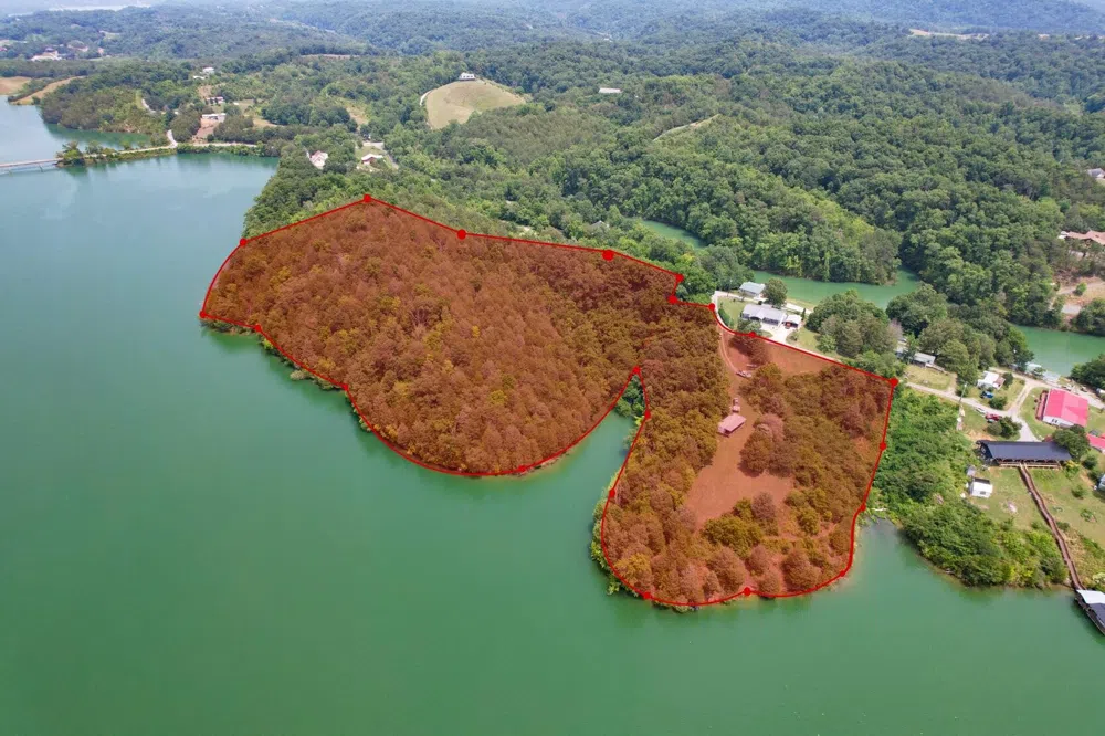 2751 Von Hill Rd Dandridge, TN 37725