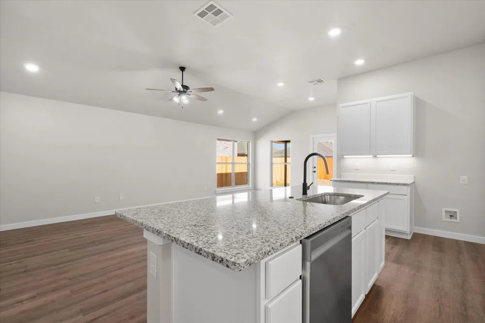 2912 Corpus Avenue Wolfforth, TX 79382
