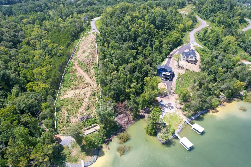 74 Clear Point Dandridge, TN 37725