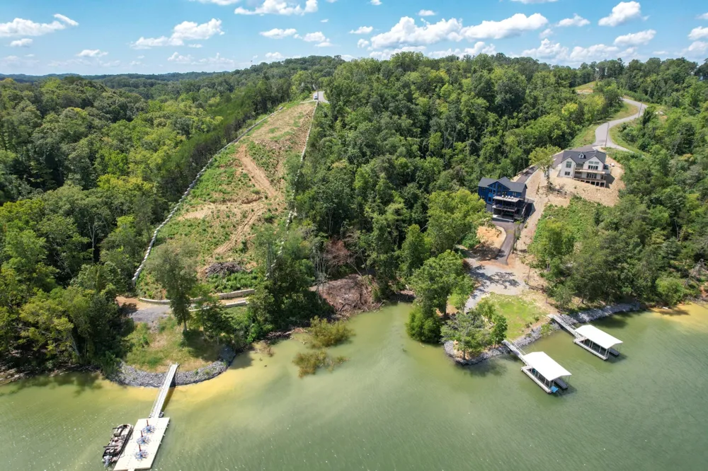 74 Clear Point Dandridge, TN 37725