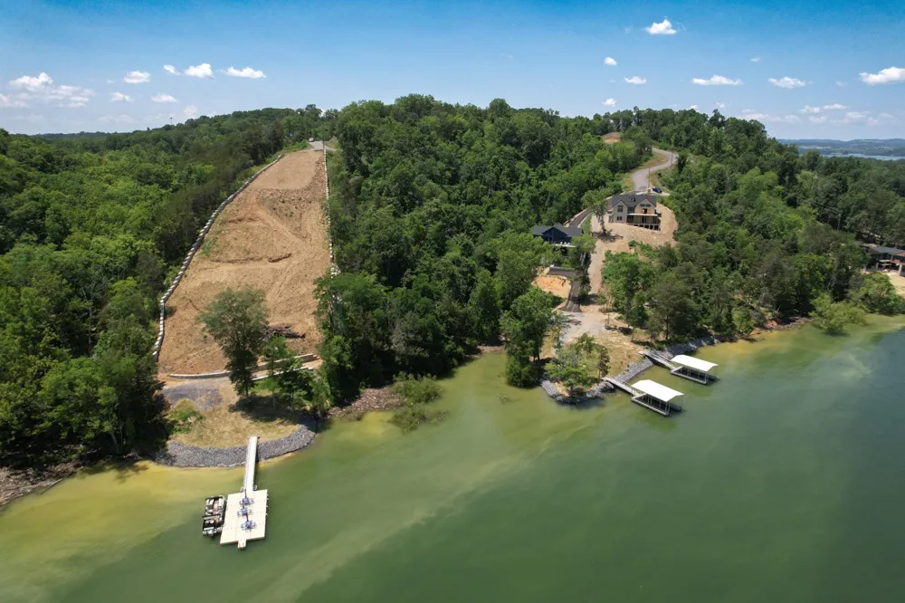 74 Clear Point Dandridge, TN 37725
