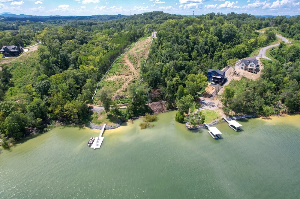 74 Clear Point Dandridge, TN 37725