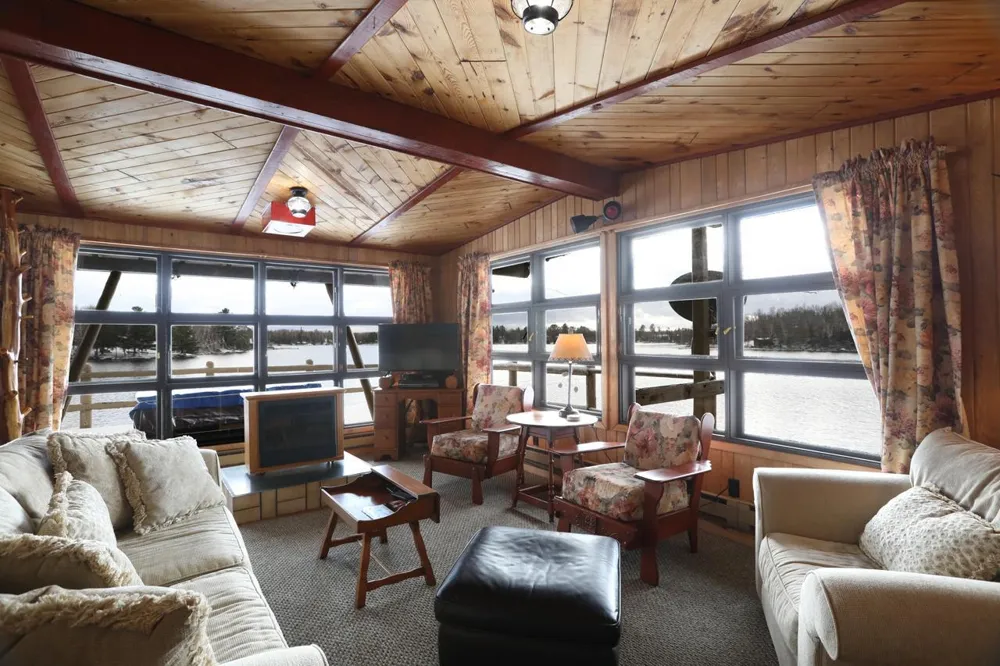 0 Lake Vermilion Private Island and Mainland Boathou Cook, MN 55732