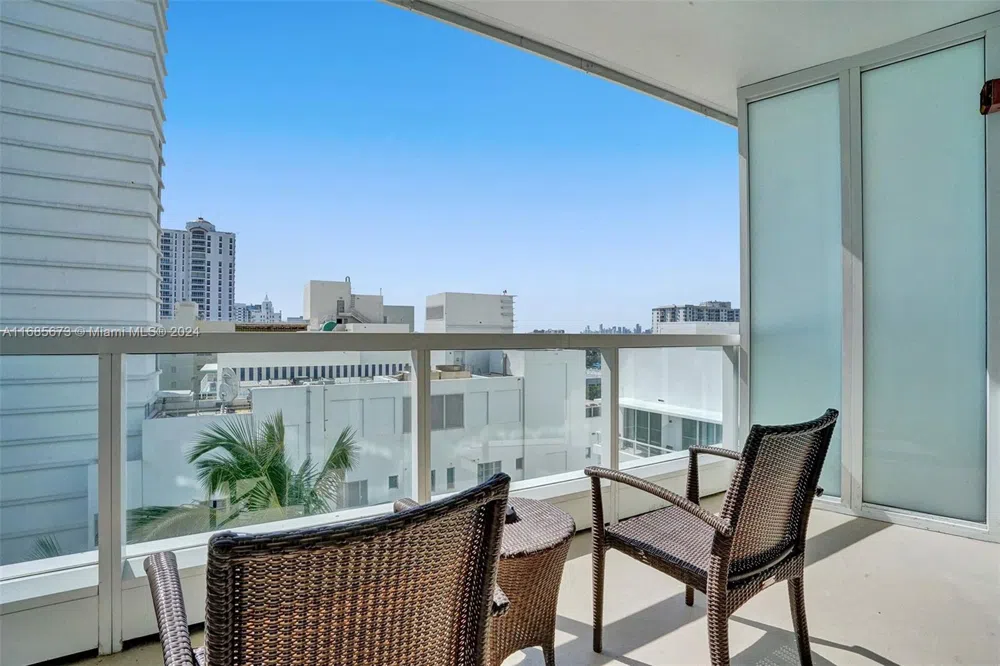 4391 Collins Ave #915 Miami Beach, FL 33140