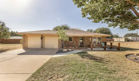 10712 Kenosha Avenue