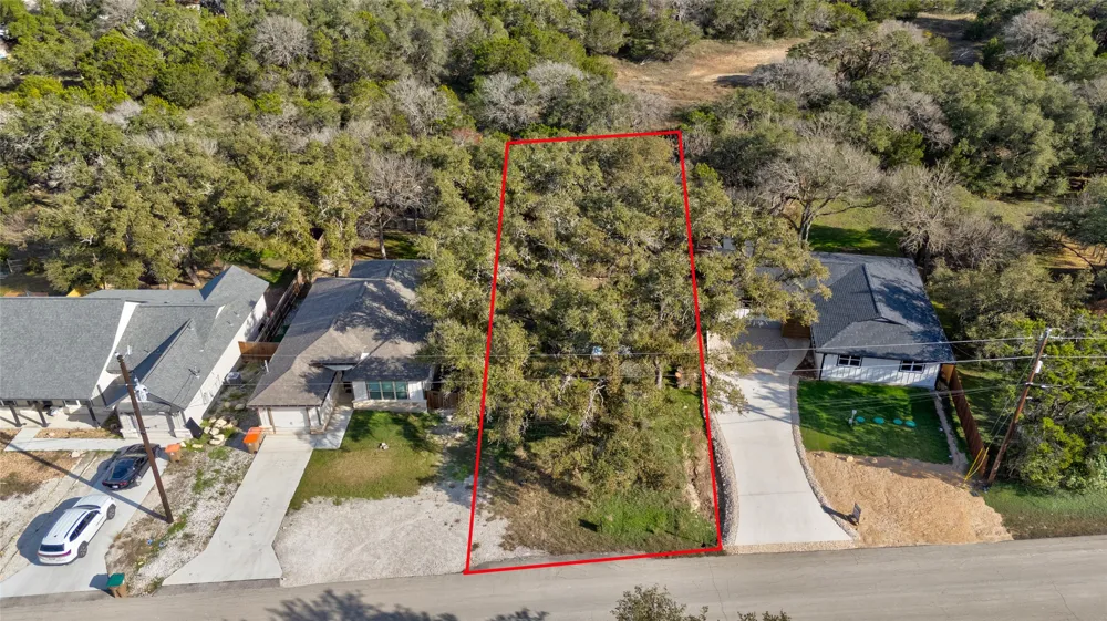 1223 Lavaca Canyon Lake, TX 78133