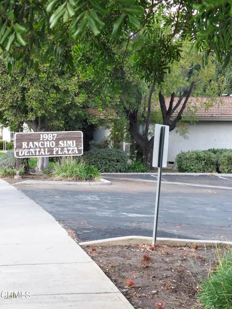 2025 Royal Avenue Simi Valley, CA 93065