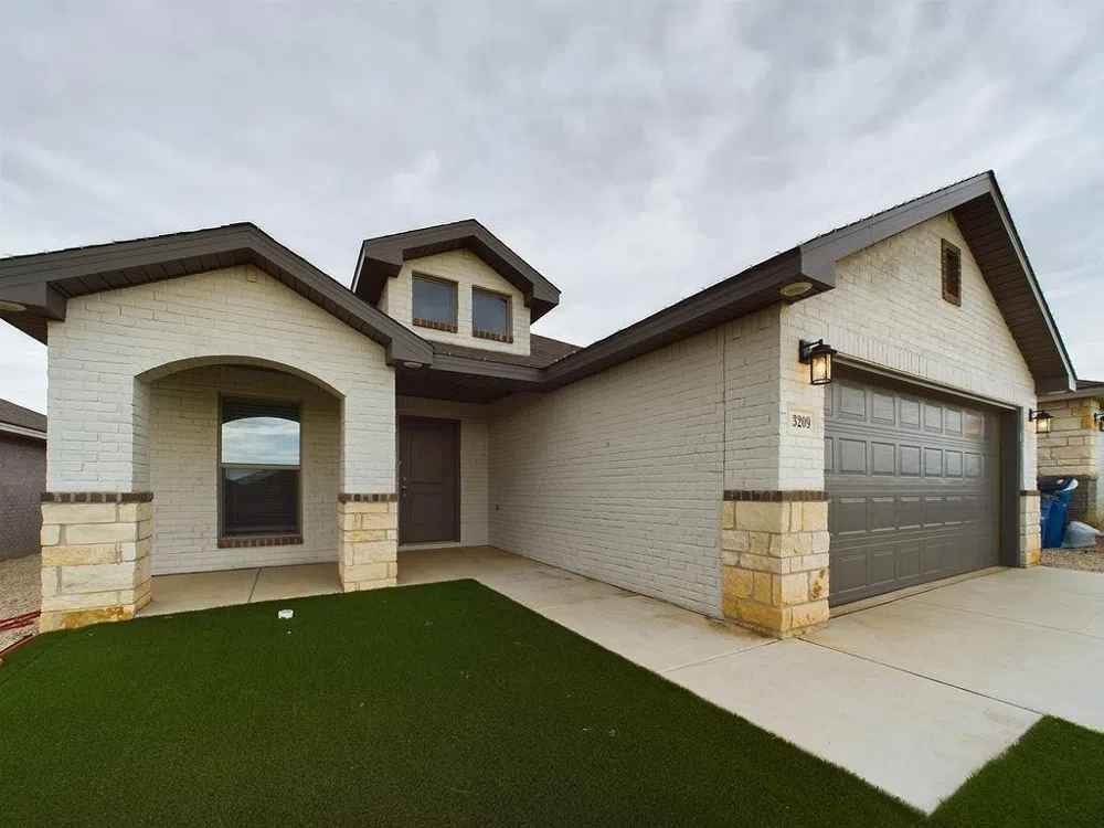 3209 Aberdeen Wolfforth, TX 79382