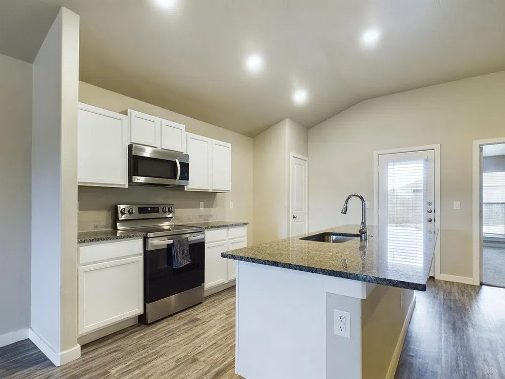 3209 Aberdeen Wolfforth, TX 79382