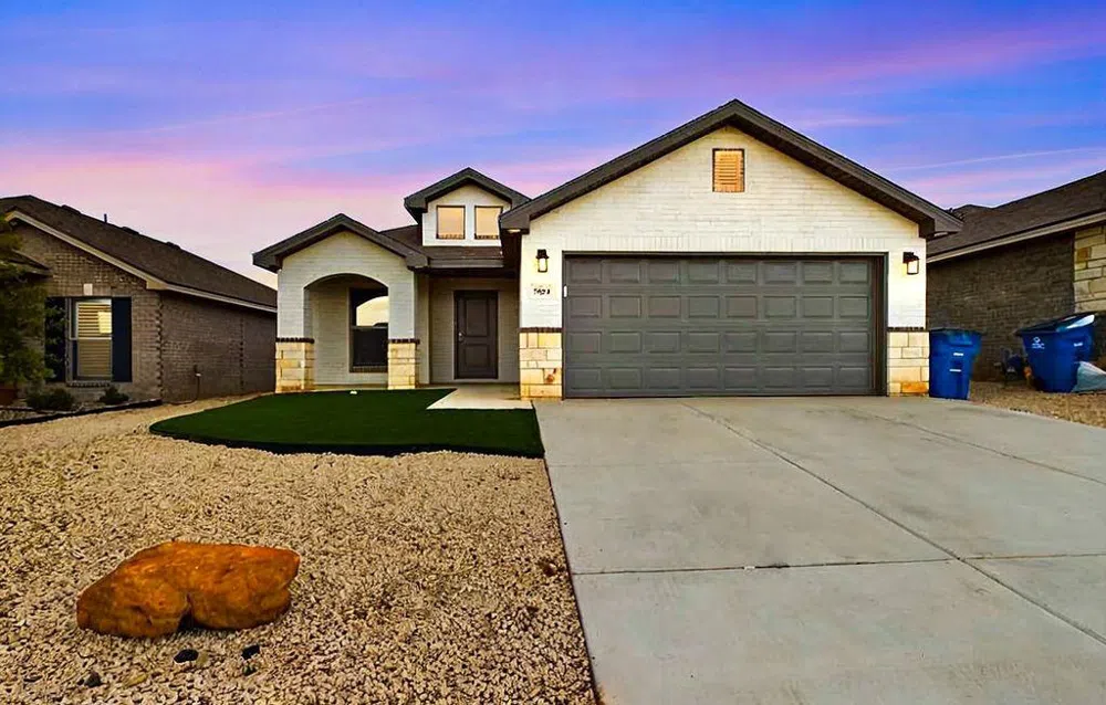 3209 Aberdeen Wolfforth, TX 79382