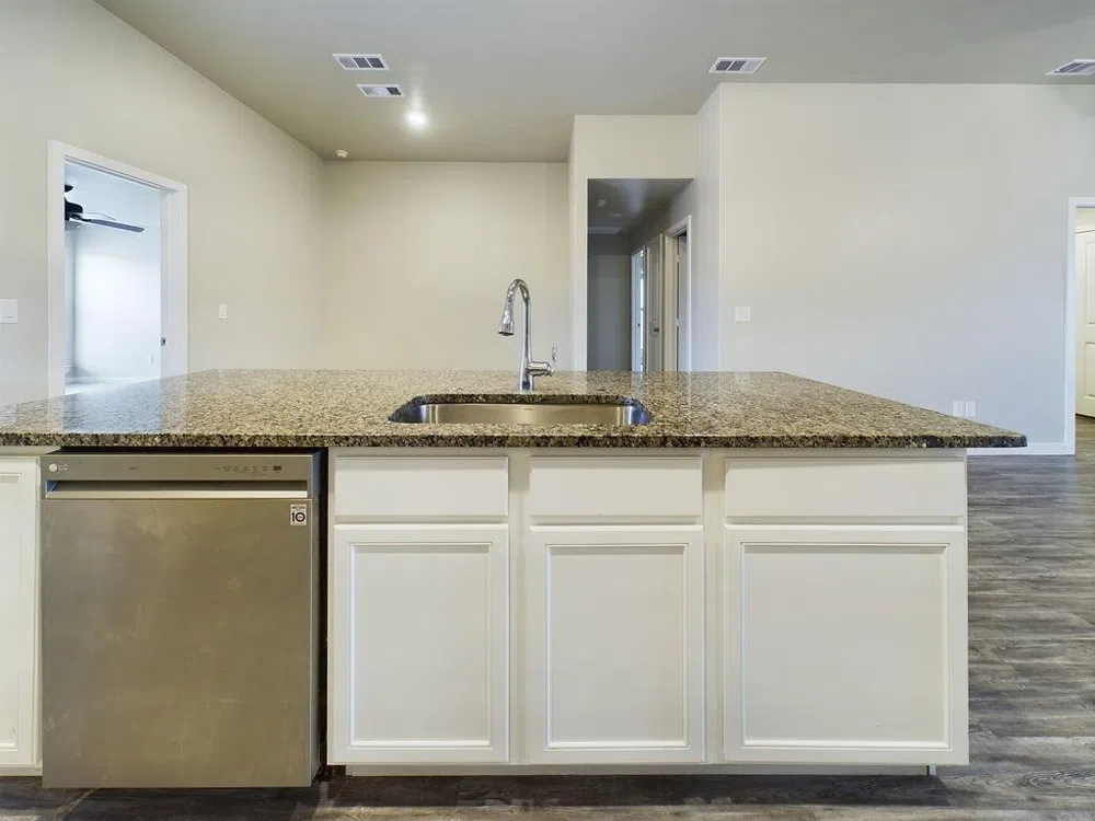 3209 Aberdeen Wolfforth, TX 79382