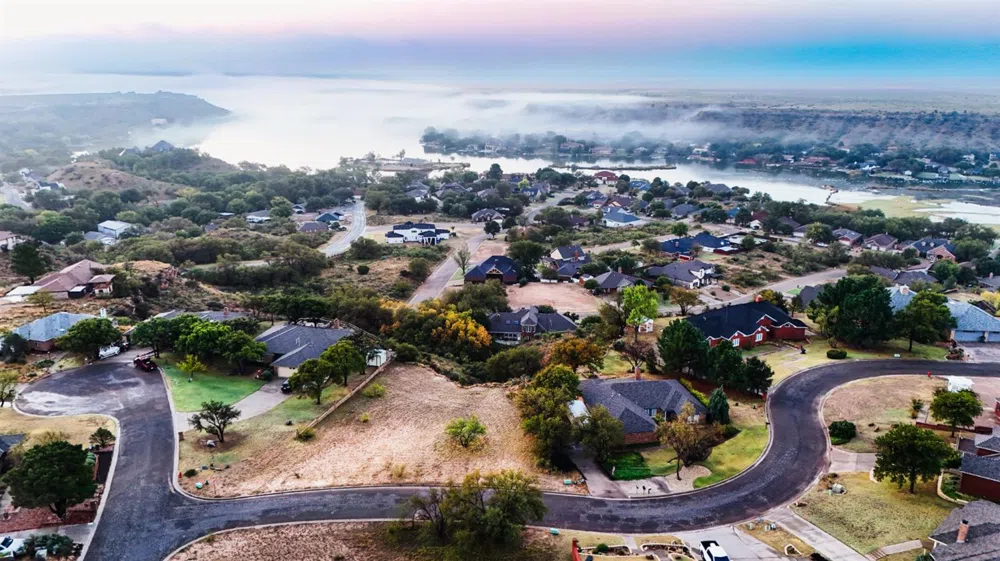 30 N Rim Road Ransom Canyon, TX 79366