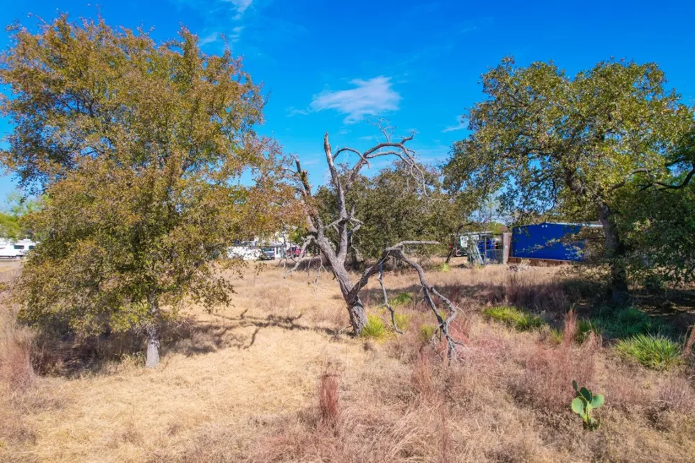 338 E Sweetbriar Drive Marble Falls, TX 78654