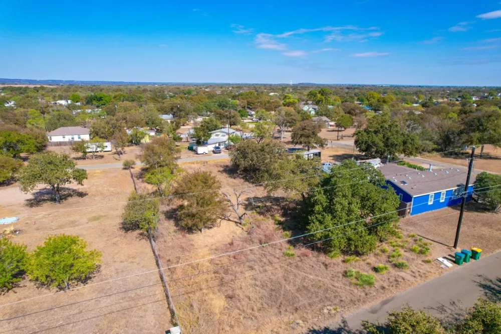 338 E Sweetbriar Drive Marble Falls, TX 78654