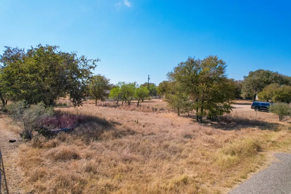 338 E Sweetbriar Drive Marble Falls, TX 78654