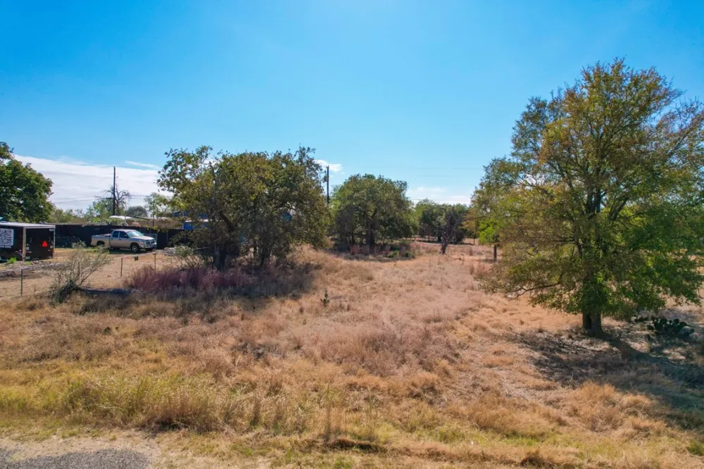 338 E Sweetbriar Drive Marble Falls, TX 78654
