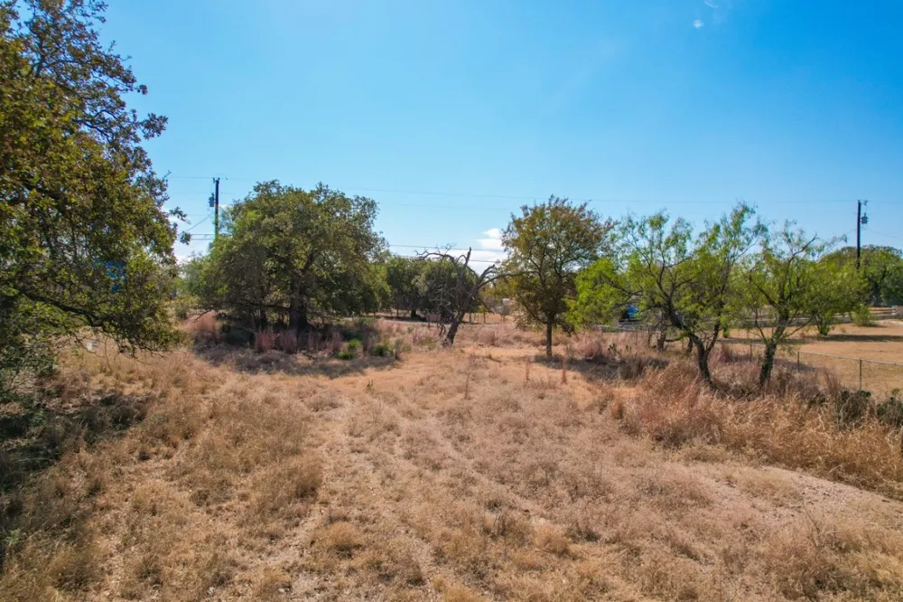 338 E Sweetbriar Drive Marble Falls, TX 78654