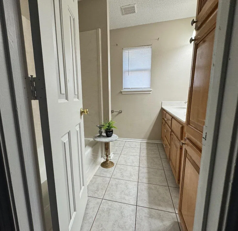 10704 Akron Avenue Lubbock, TX 79423