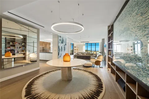 7065 Fisher Island Dr #7065