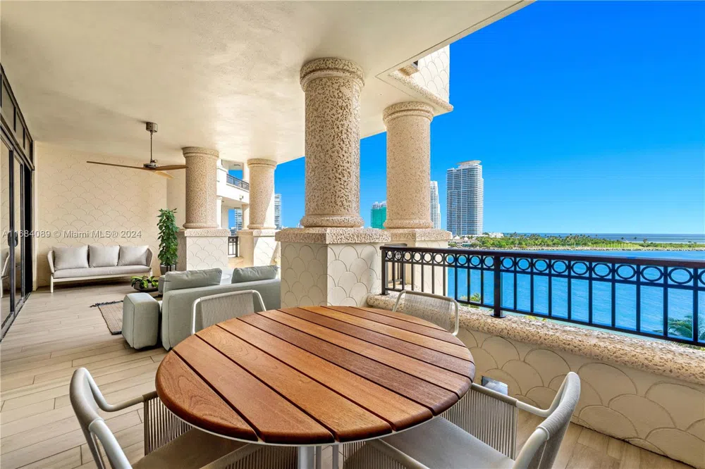 7065 Fisher Island Dr #7065 Miami Beach, FL 33109