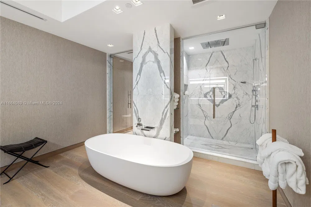7065 Fisher Island Dr #7065 Miami Beach, FL 33109