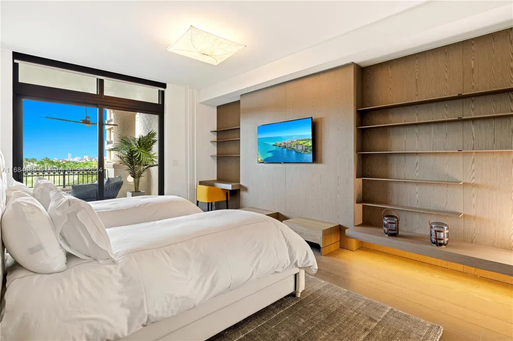 7065 Fisher Island Dr #7065 Miami Beach, FL 33109