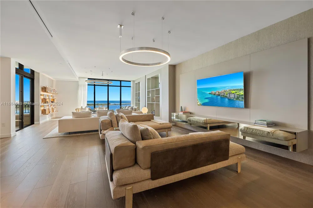 7065 Fisher Island Dr #7065 Miami Beach, FL 33109