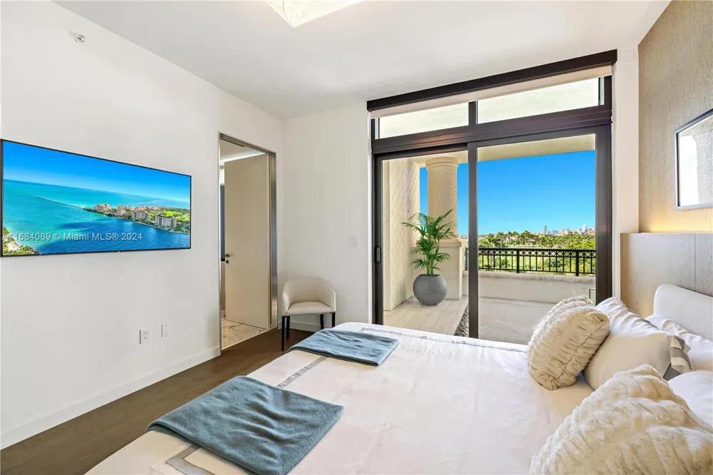 7065 Fisher Island Dr #7065 Miami Beach, FL 33109