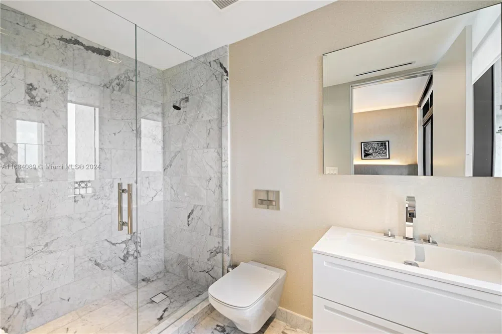 7065 Fisher Island Dr #7065 Miami Beach, FL 33109