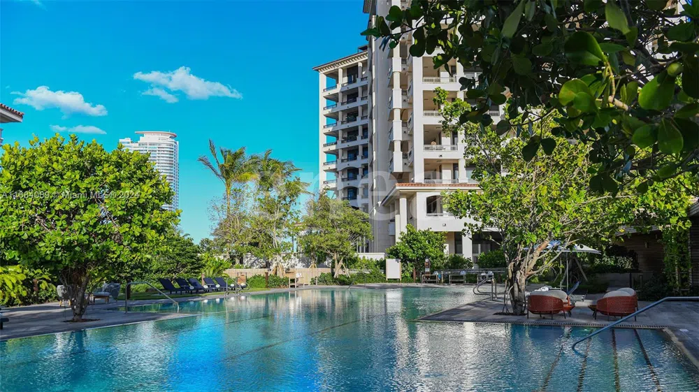 7065 Fisher Island Dr #7065 Miami Beach, FL 33109