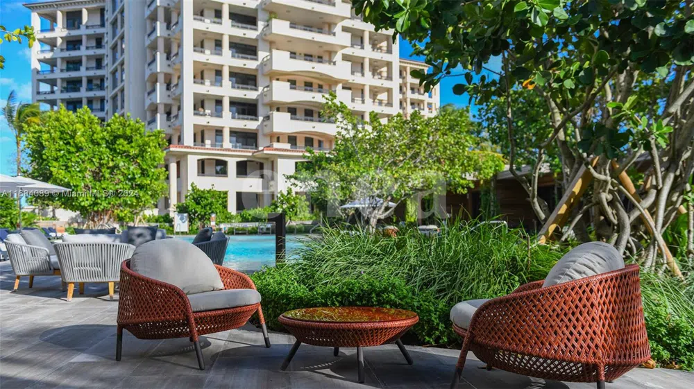 7065 Fisher Island Dr #7065 Miami Beach, FL 33109