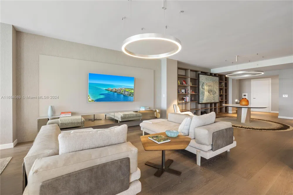 7065 Fisher Island Dr #7065 Miami Beach, FL 33109