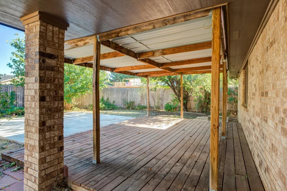 6107 Elmwood Avenue Lubbock, TX 79424