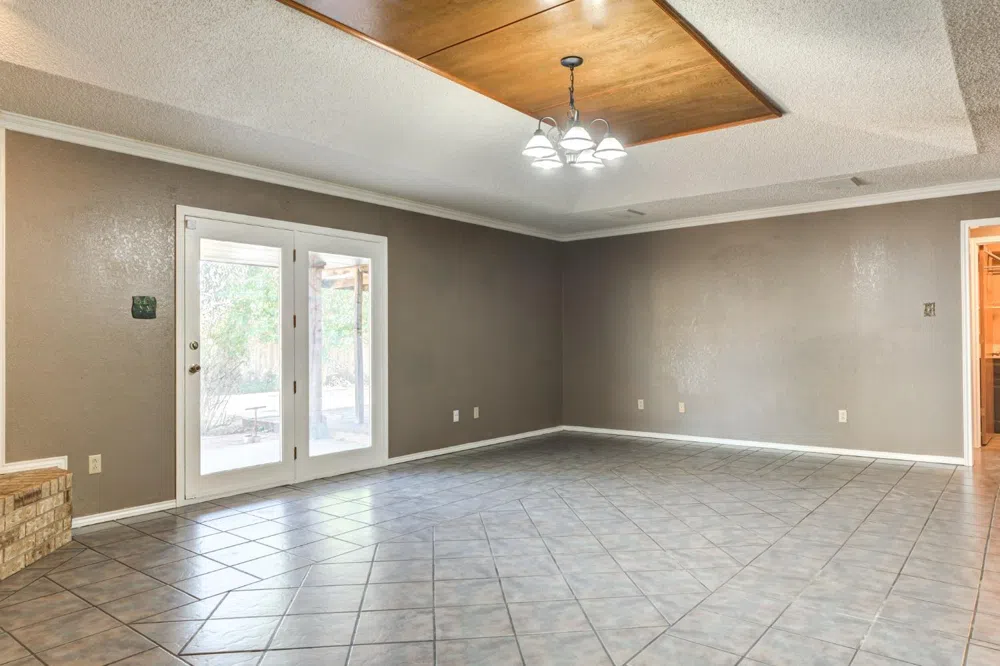 6107 Elmwood Avenue Lubbock, TX 79424