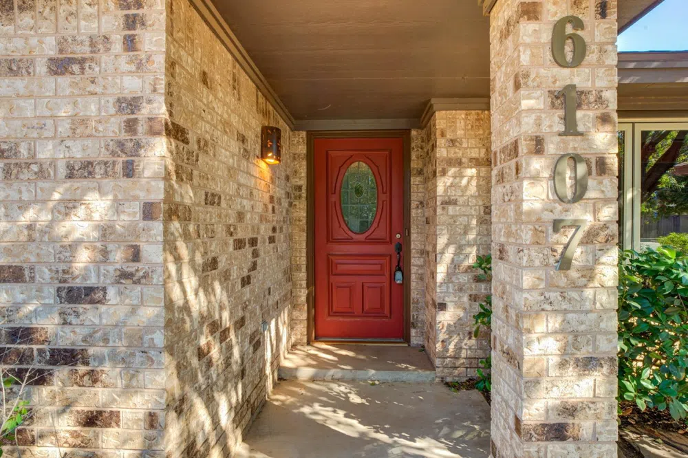 6107 Elmwood Avenue Lubbock, TX 79424