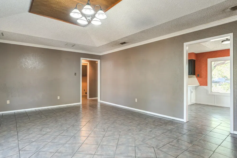 6107 Elmwood Avenue Lubbock, TX 79424