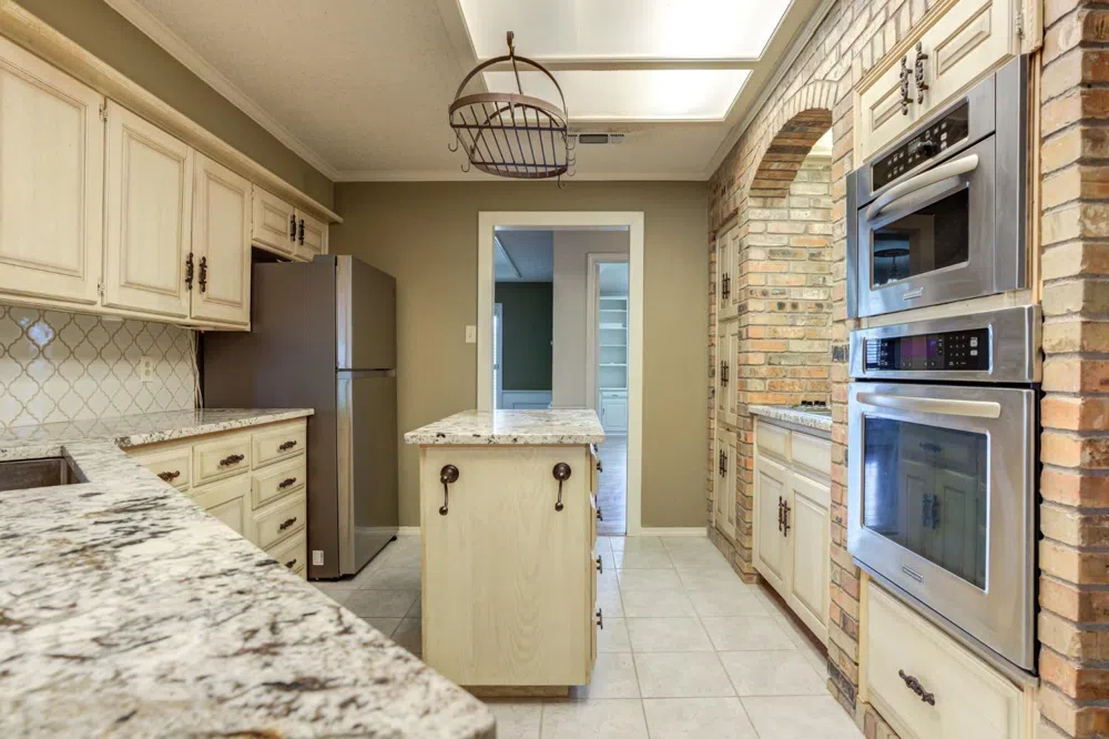 4806 Whisperwood Boulevard Lubbock, TX 79416