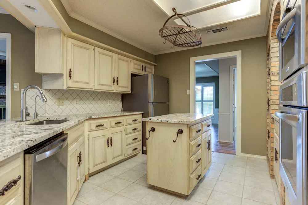 4806 Whisperwood Boulevard Lubbock, TX 79416