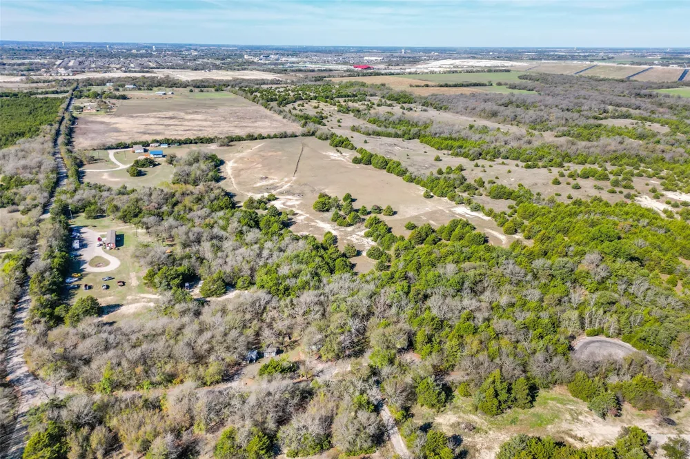 5577 County Road 413 Melissa, TX 75454