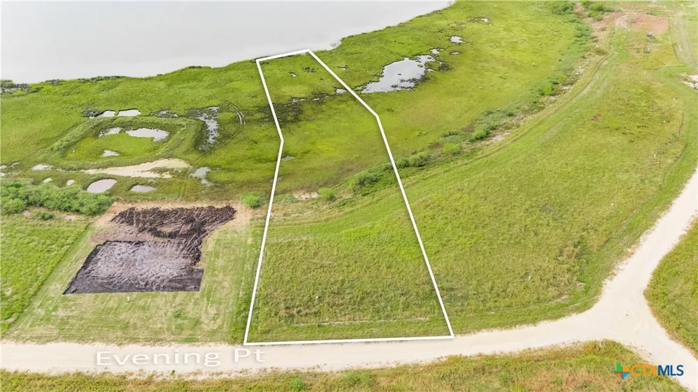 356 Evening Point Port Lavaca, TX 77979