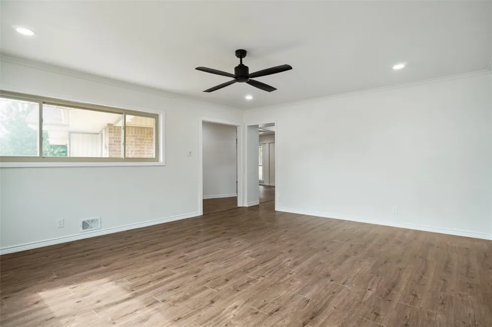 900 Roberts Street Bowie, TX 76230