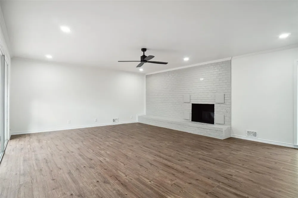 900 Roberts Street Bowie, TX 76230